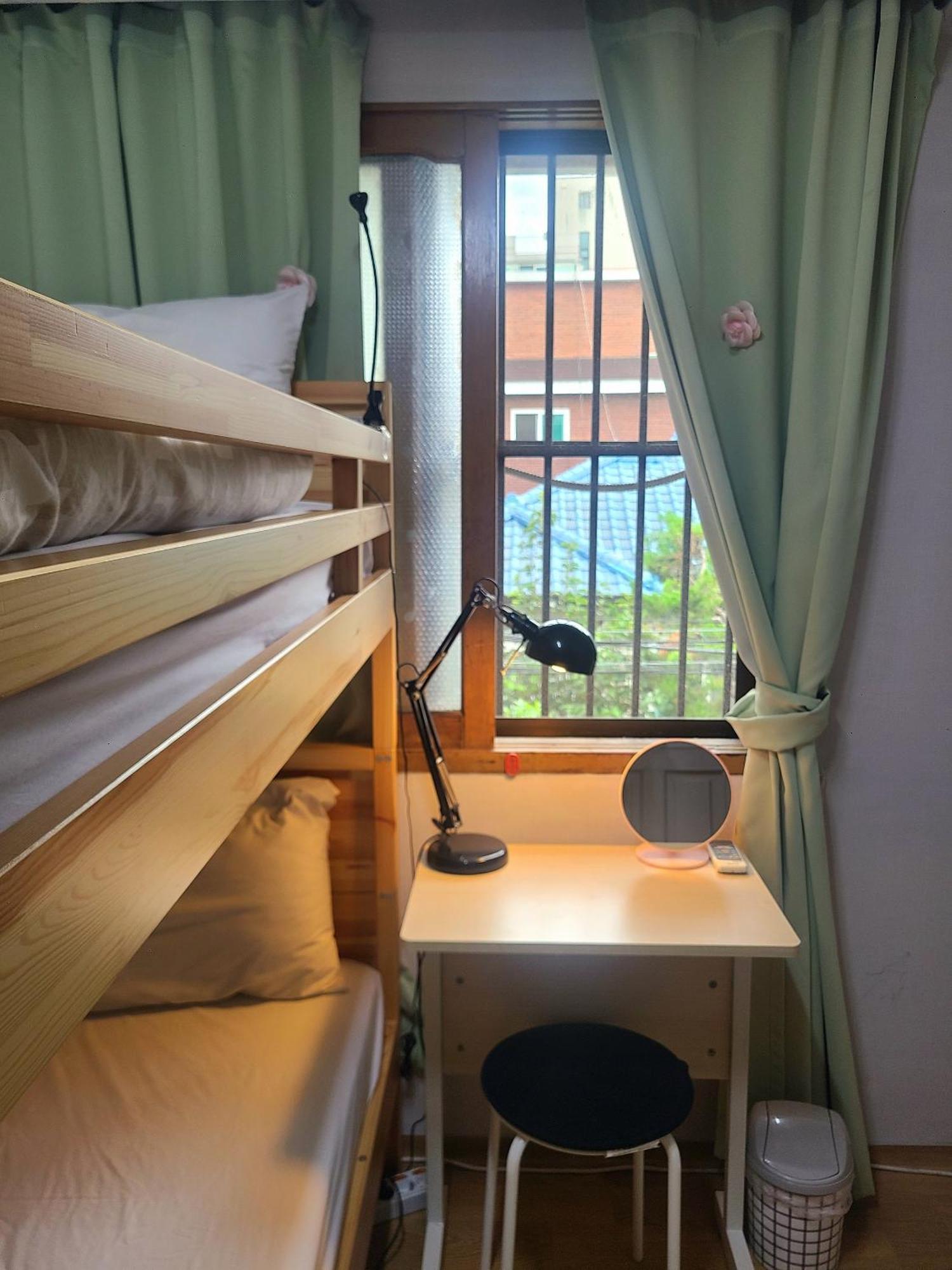 Appletree Guesthouse Сеул Экстерьер фото