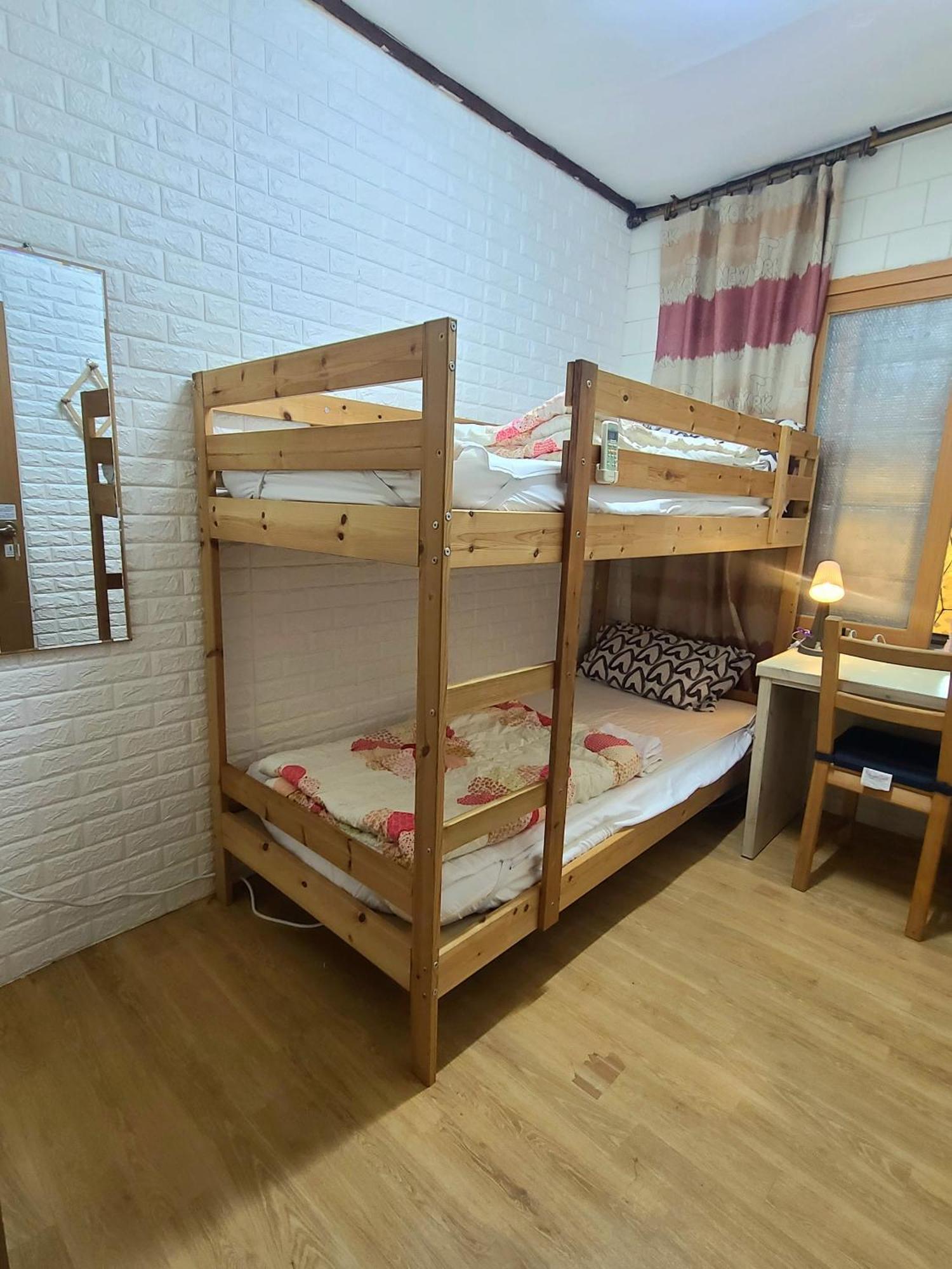 Appletree Guesthouse Сеул Экстерьер фото