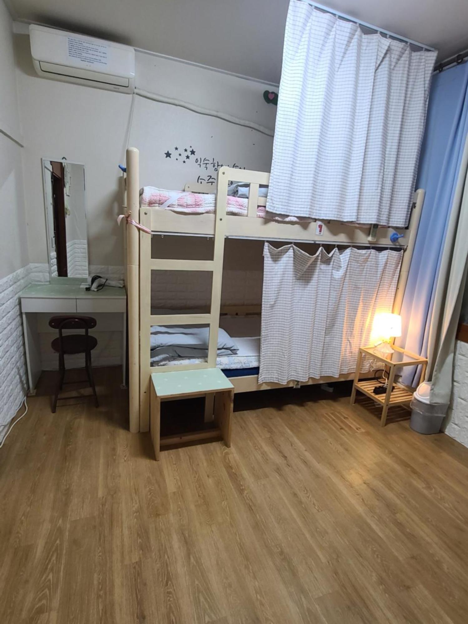 Appletree Guesthouse Сеул Экстерьер фото